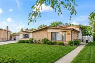 [Address not provided], Glenview, IL 60025 - Photo 1