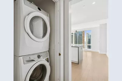 514 N Peshtigo Court N #3301, Chicago, IL 60611 - Photo 6