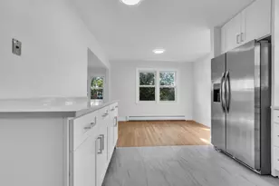 512 W Ida Ct, Mount Prospect, IL 60056 - Photo 8