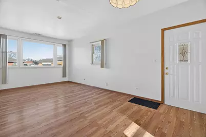 7929 W 74th Street, Bridgeview, IL 60455 - Photo 4