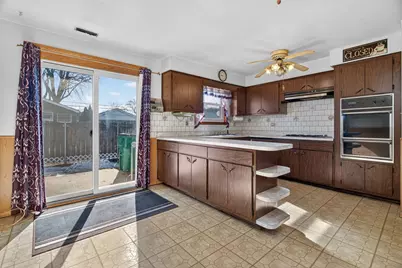 7929 W 74th Street, Bridgeview, IL 60455 - Photo 12