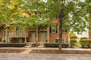 0S053 Lee Ct, Winfield, IL 60190 - Photo 1