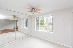 1044 Willson Dr, Des Plaines, IL 60016 - Photo 10