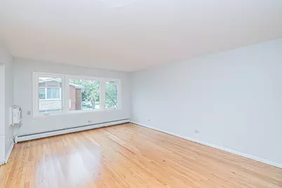 1044 Willson Drive, Des Plaines, IL 60016 - Photo 12
