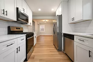 2316 N Hawthorne Ave, Melrose Park, IL 60164 - Photo 4