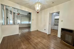 5437 N Linder Ave, Chicago, IL 60630 - Photo 4