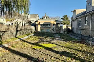 5437 N Linder Ave, Chicago, IL 60630 - Photo 2