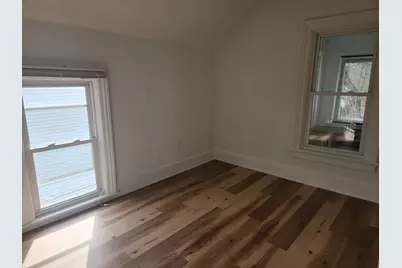 264 N Jackson Street #2, Elgin, IL 60123 - Photo 4