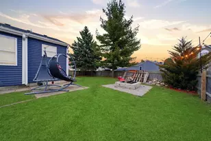 1985 Carl Dr, Round Lake Beach, IL 60073 - Photo 20