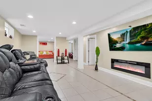 8625 S Kolin Ave, Chicago, IL 60652 - Photo 18