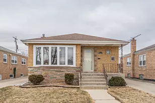 8625 S Kolin Ave, Chicago, IL 60652 - Photo 1