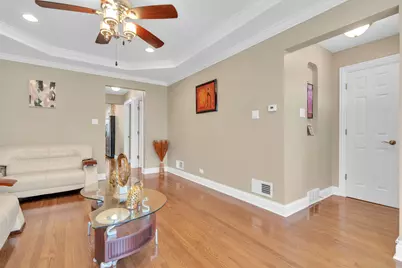 8625 S Kolin Avenue, Chicago, IL 60652 - Photo 4