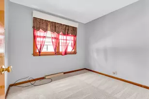 1760 E 158th St, South Holland, IL 60473 - Photo 12