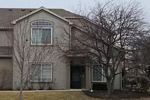 1036 Woodview Ct, Aurora, IL 60502 - Photo 2