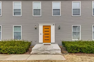 139 Sanders Rd, Northbrook, IL 60062 - Photo 4