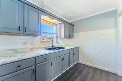 2116 S 21st Avenue, Broadview, IL 60155 - Photo 10