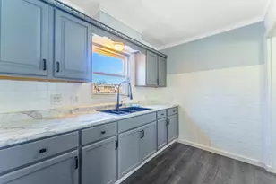 2116 S 21st Ave, Broadview, IL 60155 - Photo 10