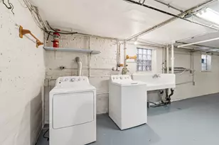 3411 N Springfield Ave, Chicago, IL 60618 - Photo 26