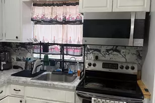 1447 N Ashbel Ave, Berkeley, IL 60163 - Photo 10