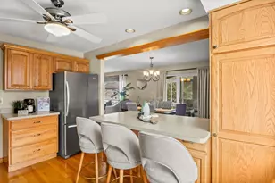 1558 Nevada Ln, Elk Grove Village, IL 60007 - Photo 12