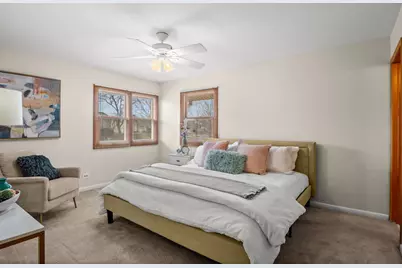 1558 Nevada Lane, Elk Grove Village, IL 60007 - Photo 20