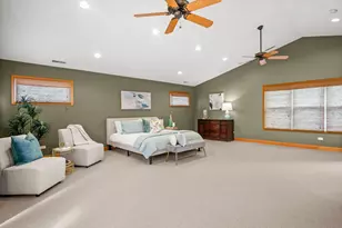 1558 Nevada Ln, Elk Grove Village, IL 60007 - Photo 16