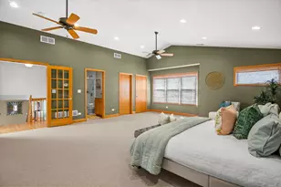 1558 Nevada Ln, Elk Grove Village, IL 60007 - Photo 18