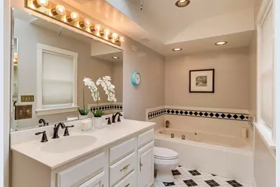 1232 Elmwood Avenue, Wilmette, IL 60091 - Photo 24