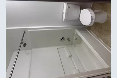 111 W Chatham Lane, Round Lake, IL 60073 - Photo 34