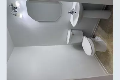 111 W Chatham Lane, Round Lake, IL 60073 - Photo 32