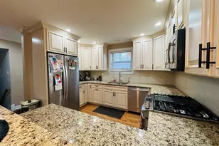 8415 N Ottawa Ave, Niles, IL 60714 - Photo 8