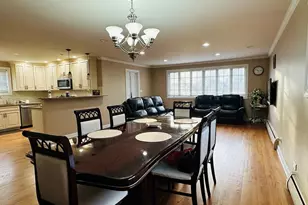 8415 N Ottawa Ave, Niles, IL 60714 - Photo 16