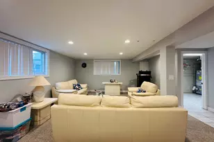 8415 N Ottawa Ave, Niles, IL 60714 - Photo 12