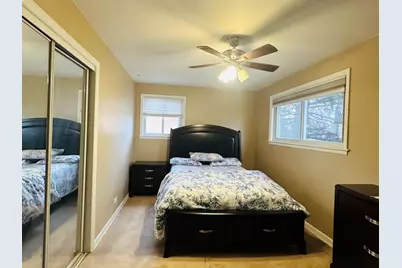 8415 N Ottawa Avenue, Niles, IL 60714 - Photo 18