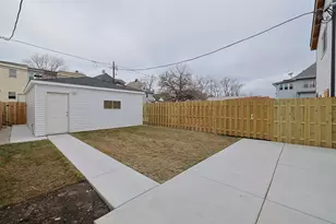 306 N Lockwood Ave, Chicago, IL 60644 - Photo 6