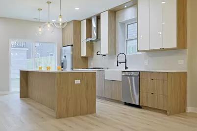 306 N Lockwood Avenue, Chicago, IL 60644 - Photo 10