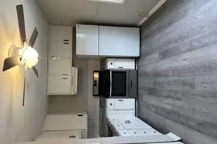 [Address not provided], Streamwood, IL 60107 - Photo 6