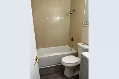 [Address not provided], Streamwood, IL 60107 - Photo 12