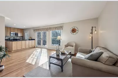 [Address not provided], Palatine, IL 60067 - Photo 10