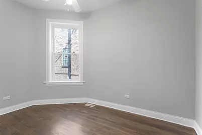 [Address not provided], Chicago, IL 60637 - Photo 4