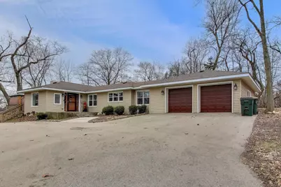 1127 Timber Trails Road, Downers Grove, IL 60516 - Photo 2