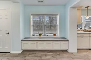 1127 Timber Trails Rd, Downers Grove, IL 60516 - Photo 20