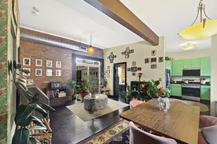 1635 W Pratt Blvd, Chicago, IL 60626 - Photo 4