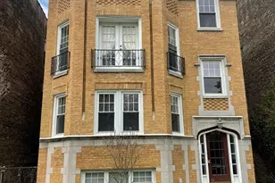 6234 N Sacramento Ave, Chicago, IL 60659 - Photo 1