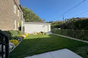 3453 N Hoyne Ave, Chicago, IL 60618 - Photo 20