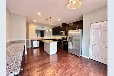 [Address not provided], Naperville, IL 60540 - Photo 6