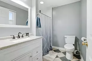 385 S Walnut St, Manteno, IL 60950 - Photo 12