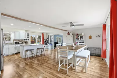 385 S Walnut Street, Manteno, IL 60950 - Photo 6