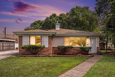 1261 Balmoral Avenue, Calumet City, IL 60409 - Photo 2