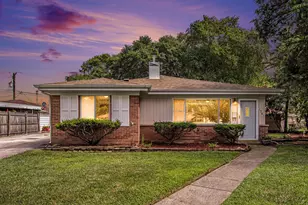 1261 Balmoral Ave, Calumet City, IL 60409 - Photo 2